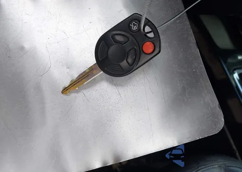 2010 Ford Escape Limited из США, поврежденный, VIN 1FMCU9EG7AKC62997